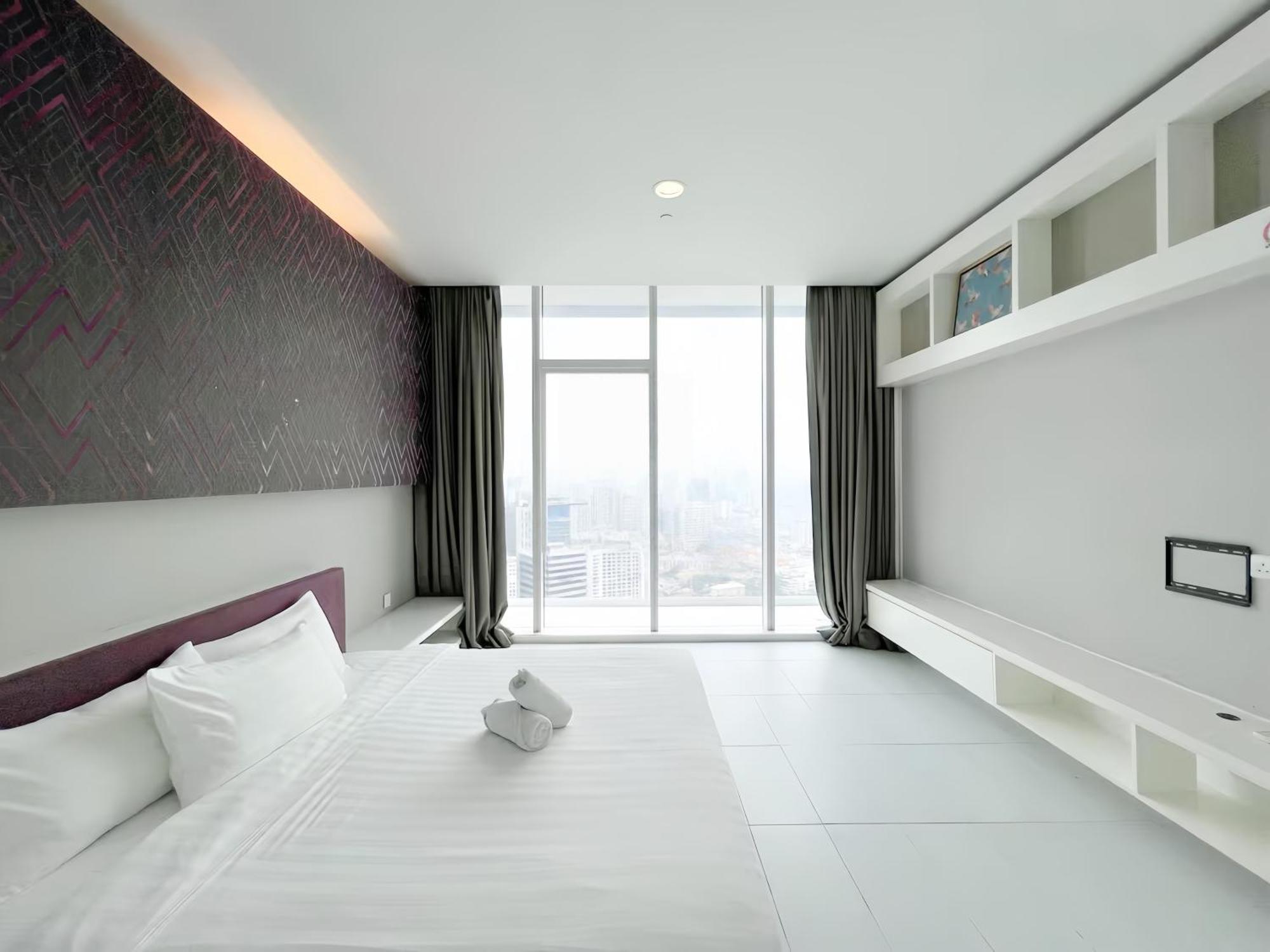 The Platinum Klcc — Photos 2